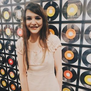 Meet your Posher, Casey